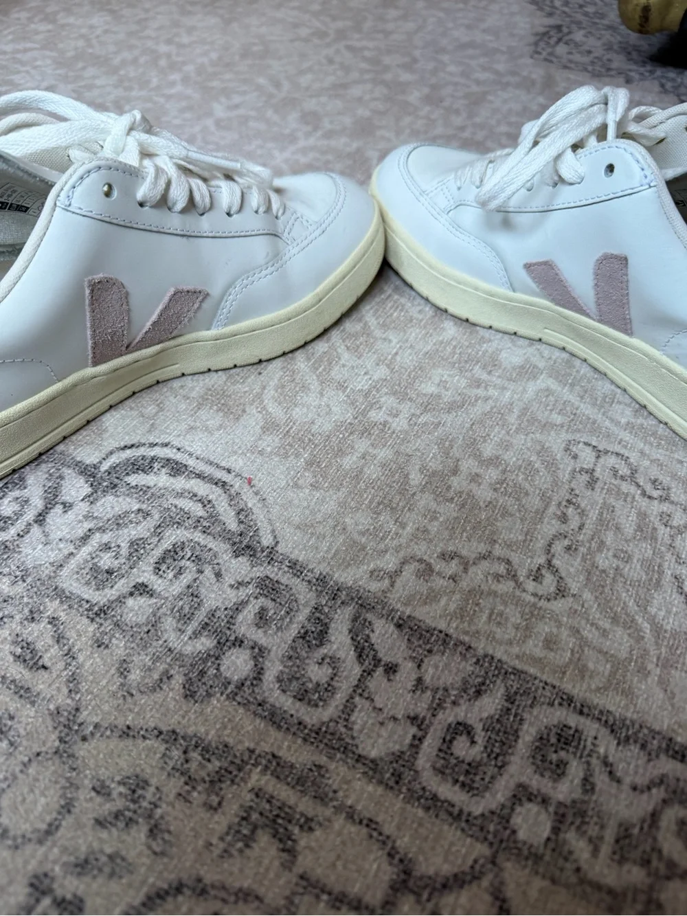 Veja V-12 White Leather Sneakers with Blush Suede Accents